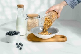 Ce alimente sunt bogate în vitamina D? Ghidul tău pentru o nutriție sănătoasă